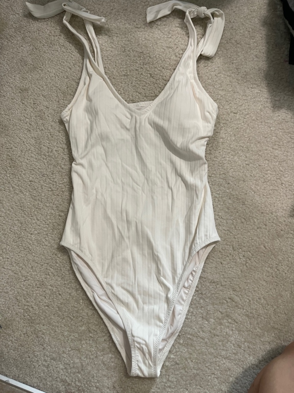 NWT Shade & Shore Ivory One-Piece Swimsuit Size Small